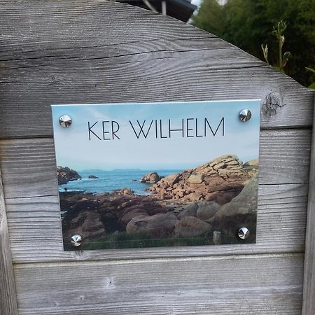 Ker Wilhelm Apartment Ploubezre Bagian luar foto